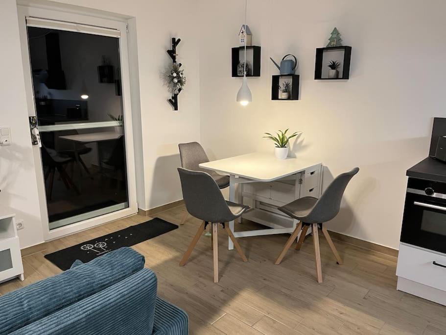 Neu Sanierte Wohnung Fuer 2-4 P Ешвеґе Екстер'єр фото