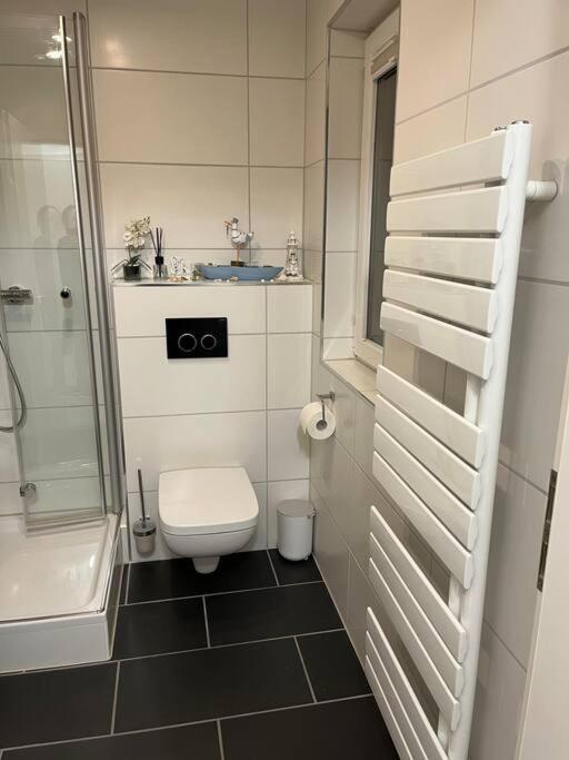 Neu Sanierte Wohnung Fuer 2-4 P Ешвеґе Екстер'єр фото